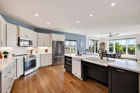 Kitchen - 4149 Hanover Dr, Deforest, WI 53532 photo 4 of 6