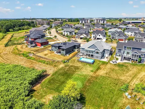 View/Area - 4149 Hanover Dr, Deforest, WI 53532 photo 4 of 15