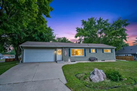300 Leonard St, Watertown, WI 53098