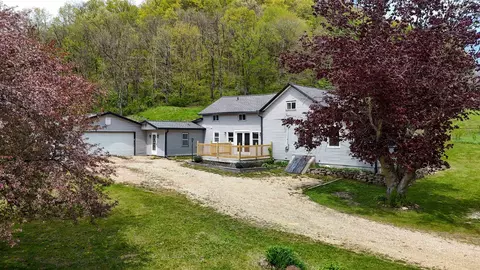 27916 Highway 80, Richland Center, WI 53581