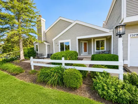 7379 Tree Ln, Madison, WI 53717