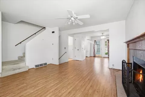 Living - 2202 Post Rd, Madison, WI 53713 photo 2 of 5