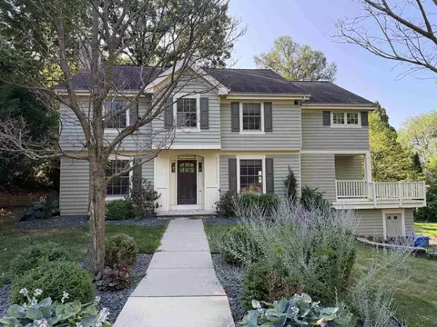 2933 Colgate Rd, Madison, WI 53705