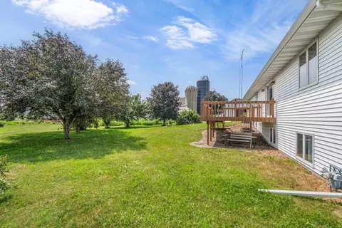 Exterior - w13282 Carter Road, Ripon, WI 54971 photo 7 of 10