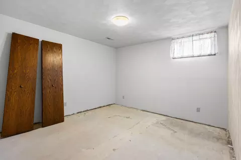 Bedroom - w13282 Carter Road, Ripon, WI 54971 photo 6 of 7