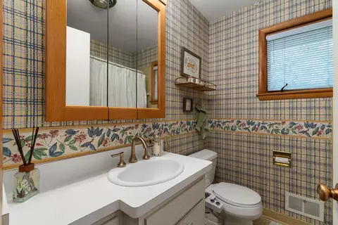 Bath - 1750 E Ridge Rd, Beloit, WI 53511 photo 1 of 6