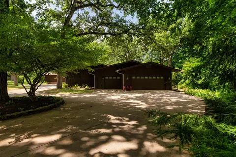 Exterior - 1750 E Ridge Rd, Beloit, WI 53511 photo 15 of 15