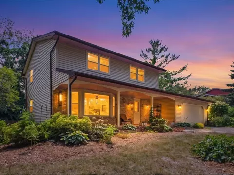 6909 Colony Dr, Madison, WI 53717