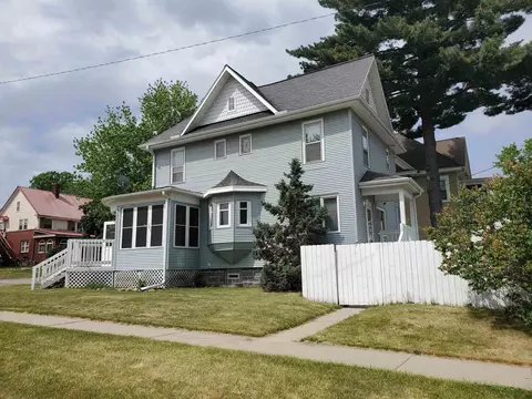 401 W Conant St, Portage, WI 53901