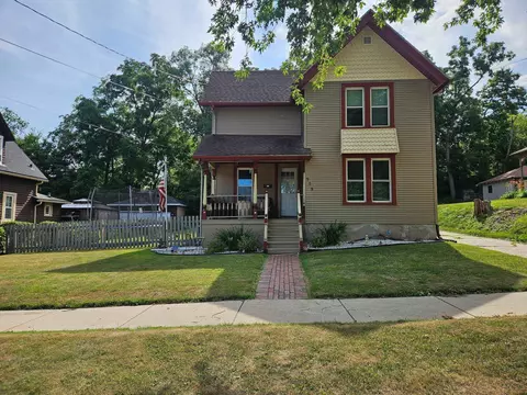 505 S Garfield Ave, Janesville, WI 53545