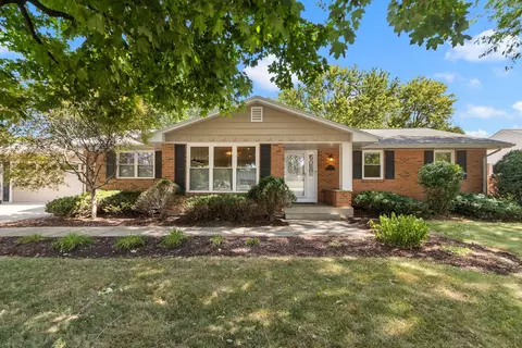 349 Seminole Rd, Janesville, WI 53545