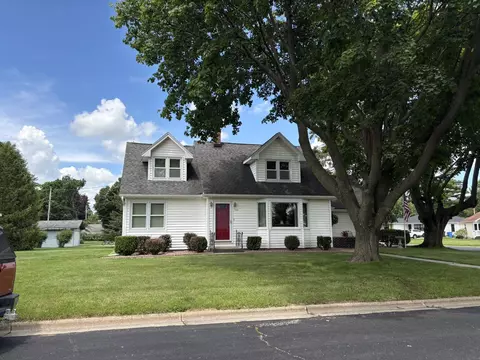 102 Miller St, Verona, WI 53593