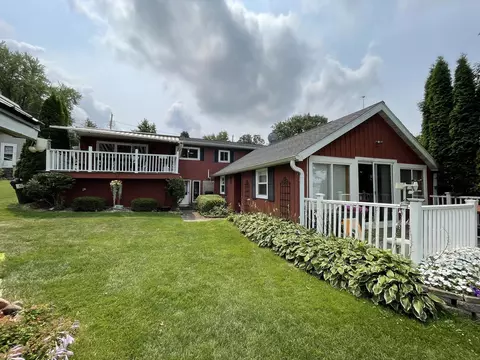 w2092 Melmar Drive, Markesan, WI 53946