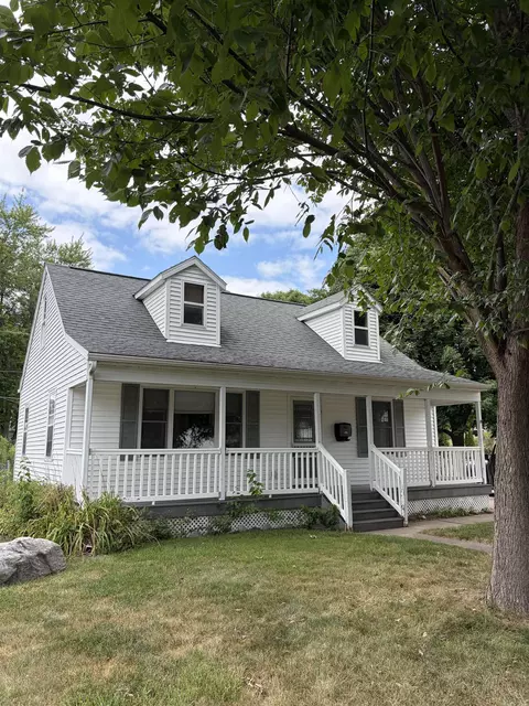 206 N Marietta St, Verona, WI 53593