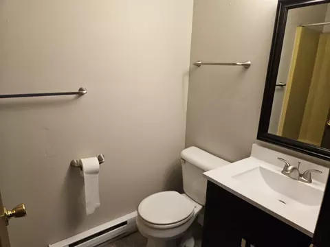 Bath - 625 Cross St, Poynette, WI 53955 photo 1 of 1