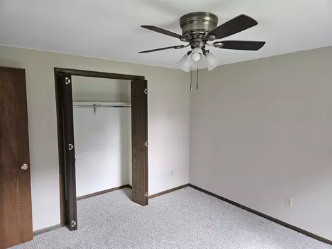 Bedroom - 625 Cross St, Poynette, WI 53955 photo 2 of 4