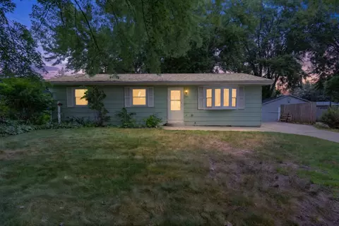 2111 S Osborne Ave, Janesville, WI 53546