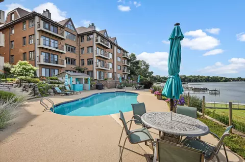4001 Monona Dr #204, Monona, WI 53716