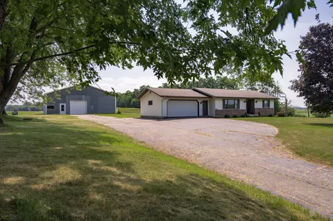 n5328 Wisconsin 58, New Lisbon, WI 53950