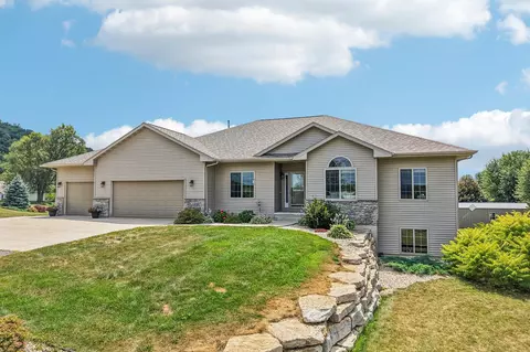 w13887 Bannan Court, Prairie Du Sac, WI 53578