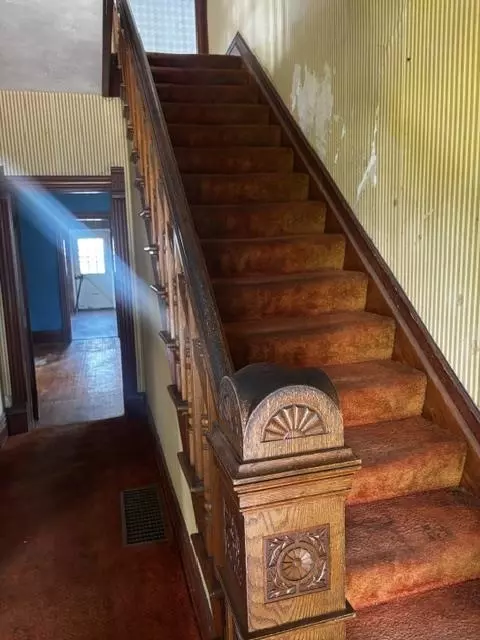 Entry Way - 110 E Pine St, Lancaster, WI 53813 photo 1 of 3