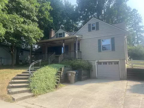 130 Merlham Dr, Madison, WI 53705