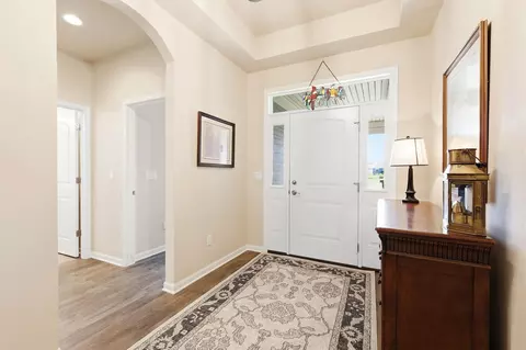 Entry Way - 2404 E Baldeagle Dr, Appleton, WI 54913 photo 1 of 3