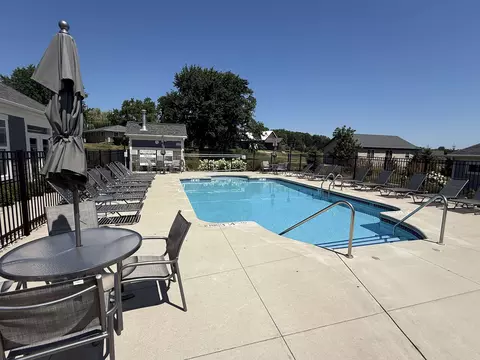 Exterior - 2404 E Baldeagle Dr, Appleton, WI 54913 photo 10 of 11