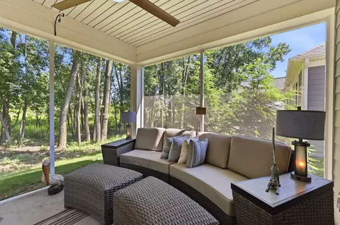Exterior - 2404 E Baldeagle Dr, Appleton, WI 54913 photo 2 of 11