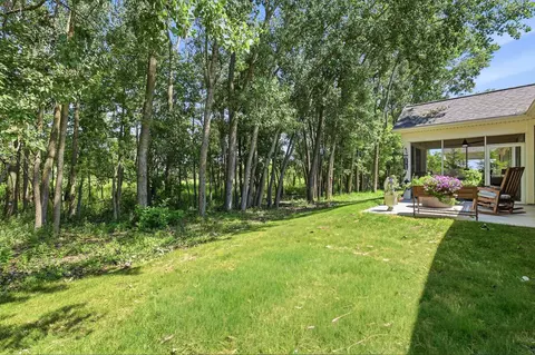 Exterior - 2404 E Baldeagle Dr, Appleton, WI 54913 photo 6 of 11