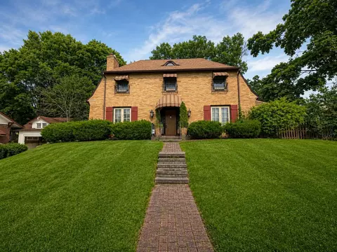 413 S Garfield Ave, Janesville, WI 53545
