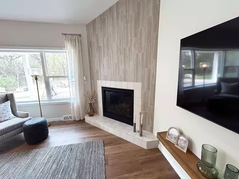 Living - 5481 Arrowood Ln, Milton, WI 53563 photo 2 of 4