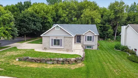 243 Parador Pl, Cottage Grove, WI 53527