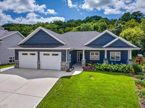 1414 Cornerstone Dr, Cross Plains, WI 53528