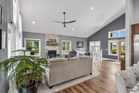 Living - W566 County Highway D, Fall River, WI 53932 photo 8 of 12