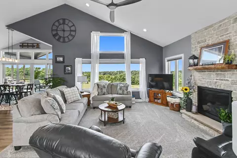 Living - W566 County Highway D, Fall River, WI 53932 photo 2 of 12