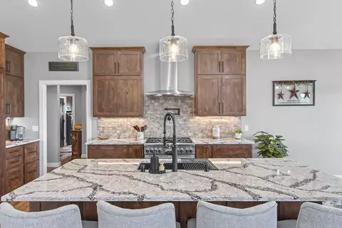 Kitchen - W566 County Highway D, Fall River, WI 53932 photo 8 of 16