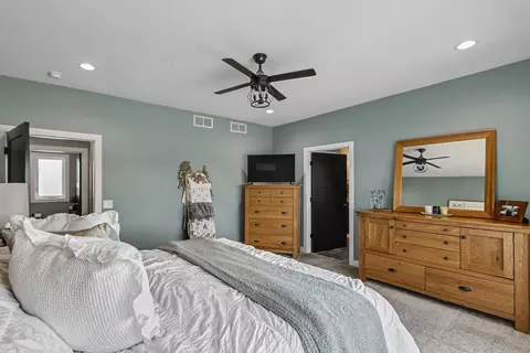 Bedroom - W566 County Highway D, Fall River, WI 53932 photo 4 of 11