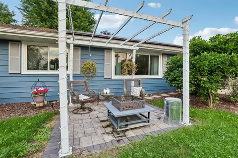 713 Taft St, Sun Prairie, WI 53590