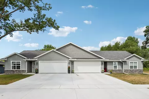 3811 Avery Ln, Janesville, WI 53546