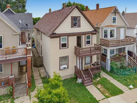 2474 S 13th St, Milwaukee, WI 53215