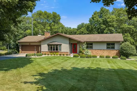 s2970 North Golf Course Road, Reedsburg, WI 53959
