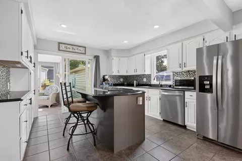 3918 Rockwell Dr, Madison, WI 53714