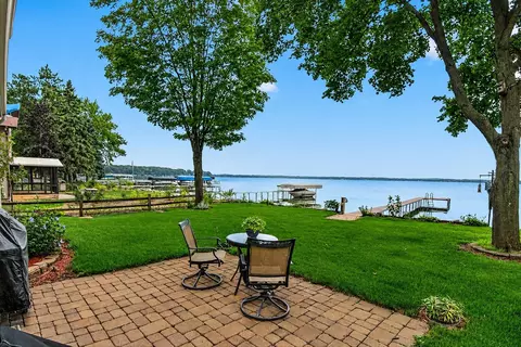3129 Sunnyside St, Stoughton, WI 53589