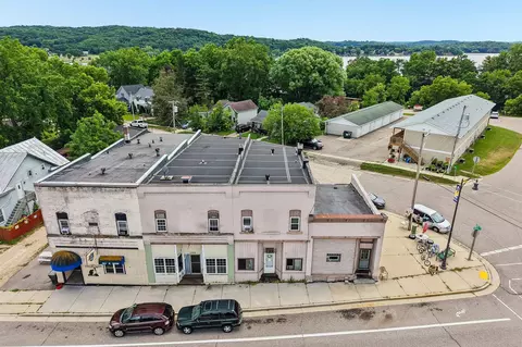 110-120 E Main St, Merrimac, WI 53561
