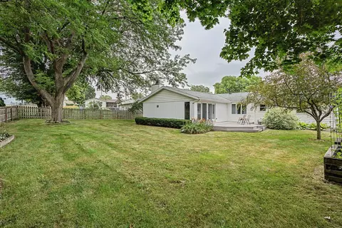 Exterior - 409 27th St, Monroe, WI 53566 photo 10 of 12