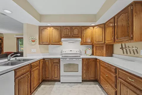Kitchen - 409 27th St, Monroe, WI 53566 photo 6 of 11