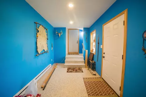 Entry Way - n7012 County Road B, Montello, WI 53949 photo 2 of 6