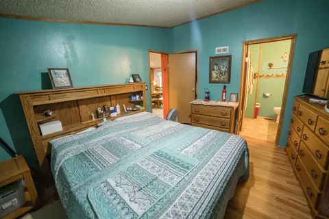 Bedroom - n7012 County Road B, Montello, WI 53949 photo 2 of 5