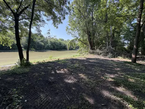 n1926 River Oaks Road, Reeseville, WI 53579 photo 2